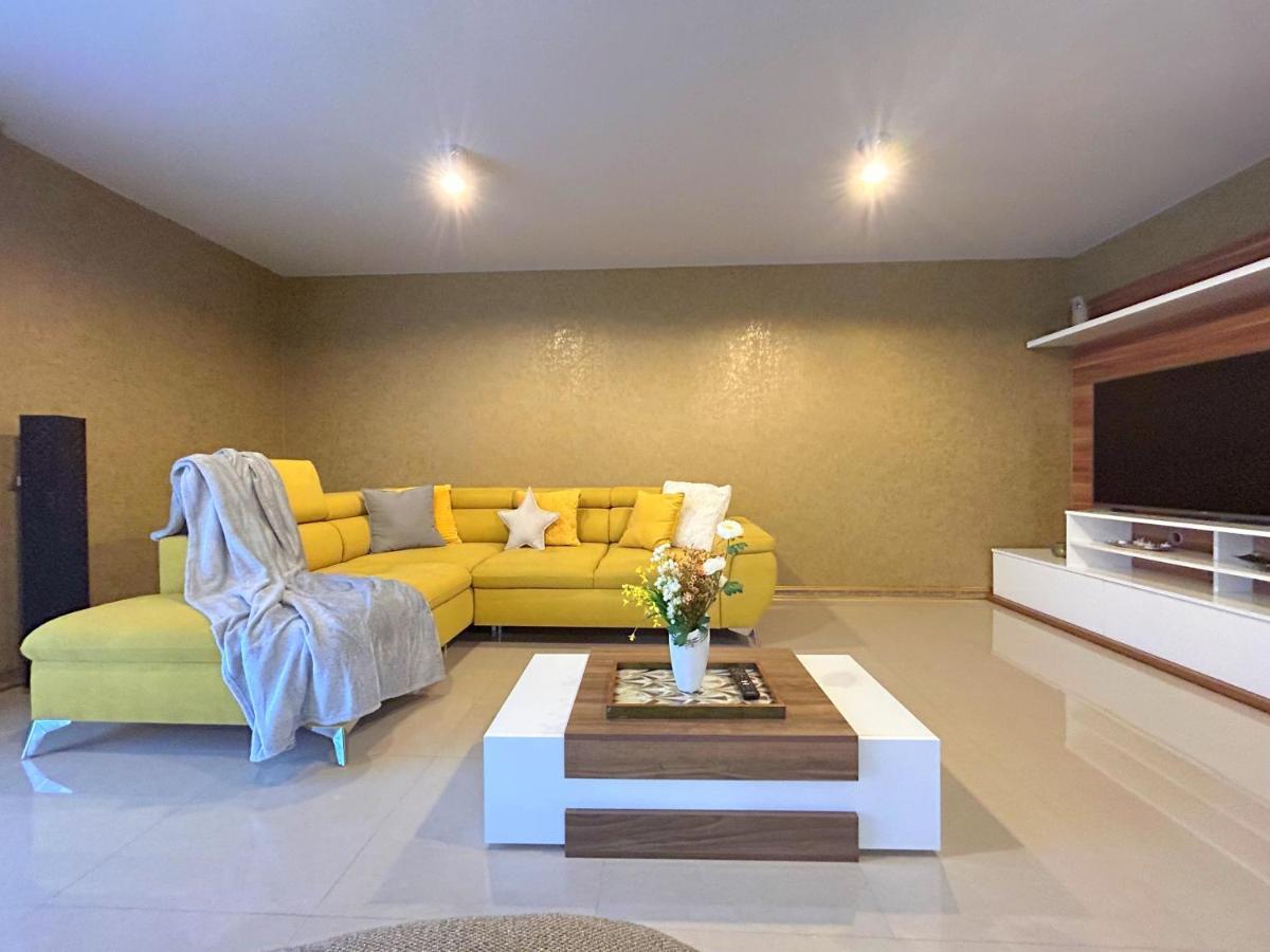 טימישוארה Thea Apartment מראה חיצוני תמונה